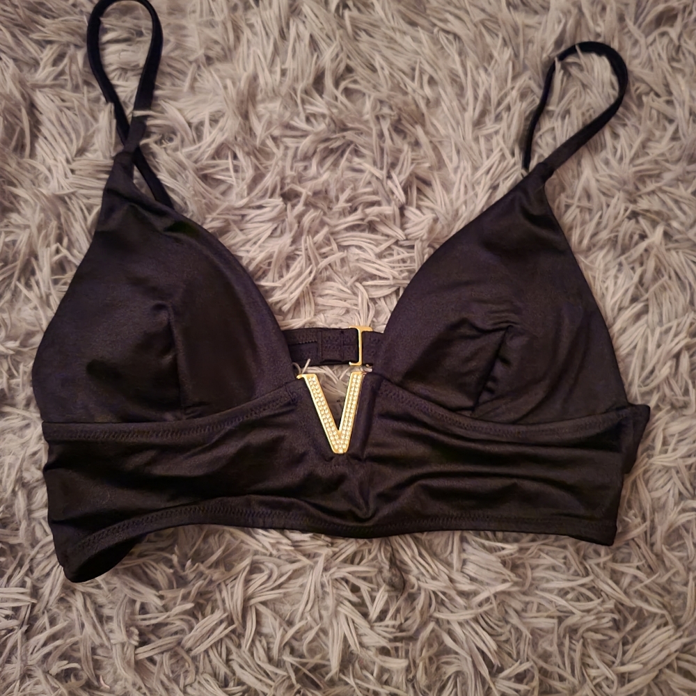 Victoria's secret v hardware bikini top